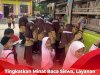 Tingkatkan Minat Baca Siswa, Layanan Mbak Marsini Sambangi MI Al-Madina Kotesan Prambanan