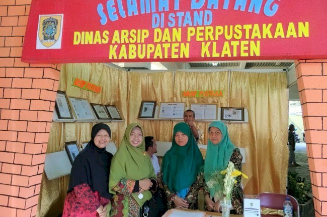 LAUNCHING iJATENG (DIGITAL LIBRARY) DAN PAMERAN PERPUSTAKAAN DAN ARSIP SE JAWA TENGAH