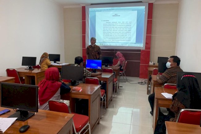 Rapat Internal Pembahasan Rancangan Renstra