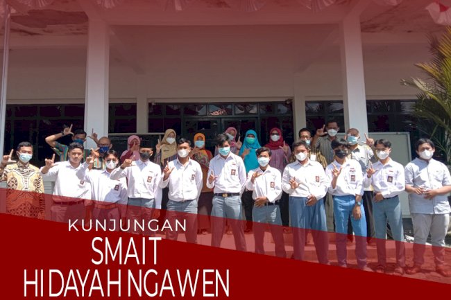 Kunjungan SMK IT Hidayah Ngawen ke Perpustakaan