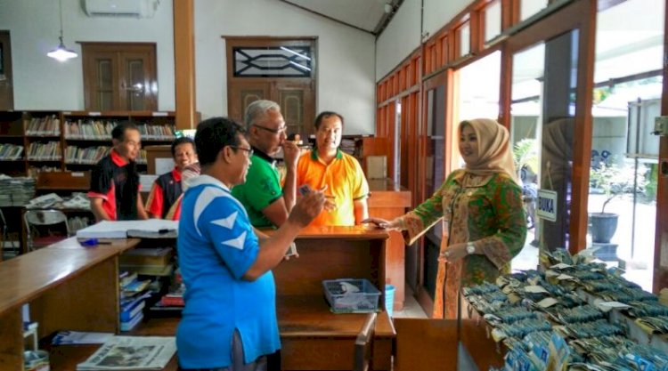 ASN DINAS ARSIP DAN PERPUSTAKAAN JUMAT BERSIH, Plt BUPATI SIDAK