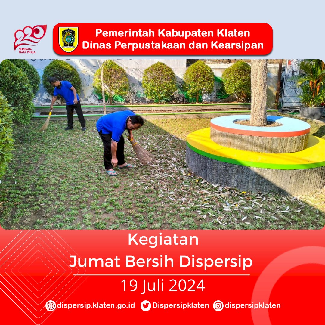 Kegiatan Jumat Bersih Dispersip Juli 2024 