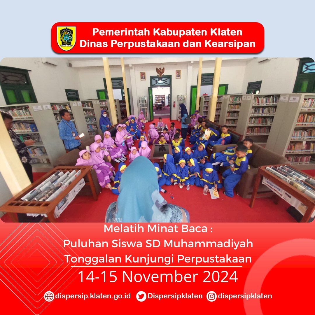 Melatih Minat Baca : Puluhan Siswa SD Muhammadiyah Tonggalan Kunjungi Perpustakaan