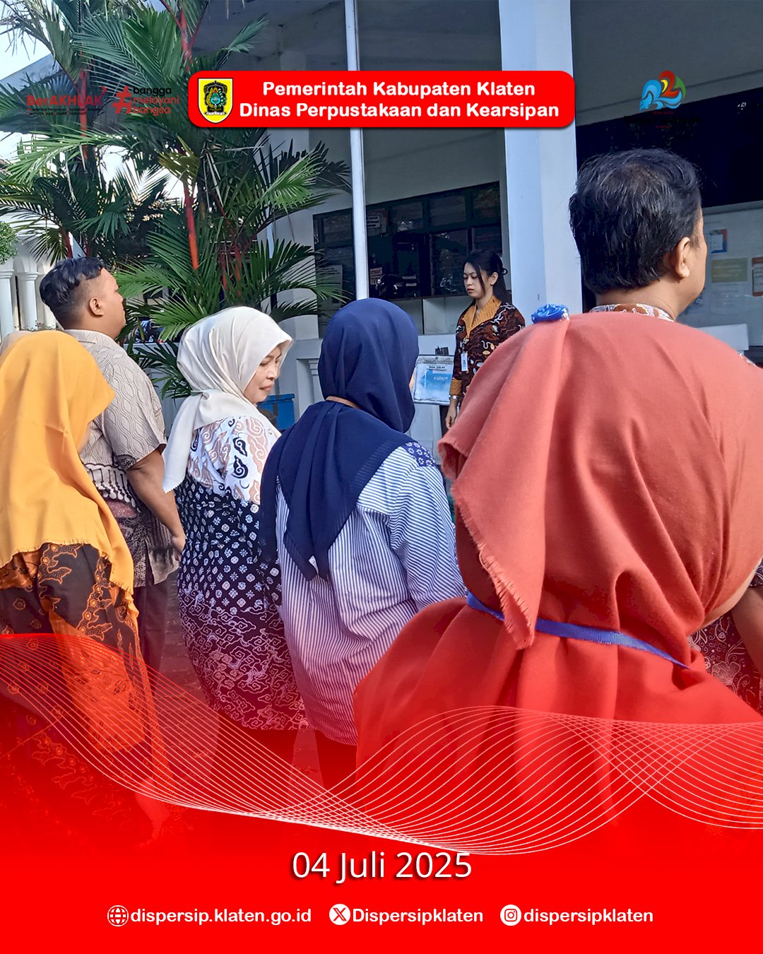 Apel Jumat Pagi Dispersip Klaten : Momen Apresiasi Pegawai Teladan Semester I 2025