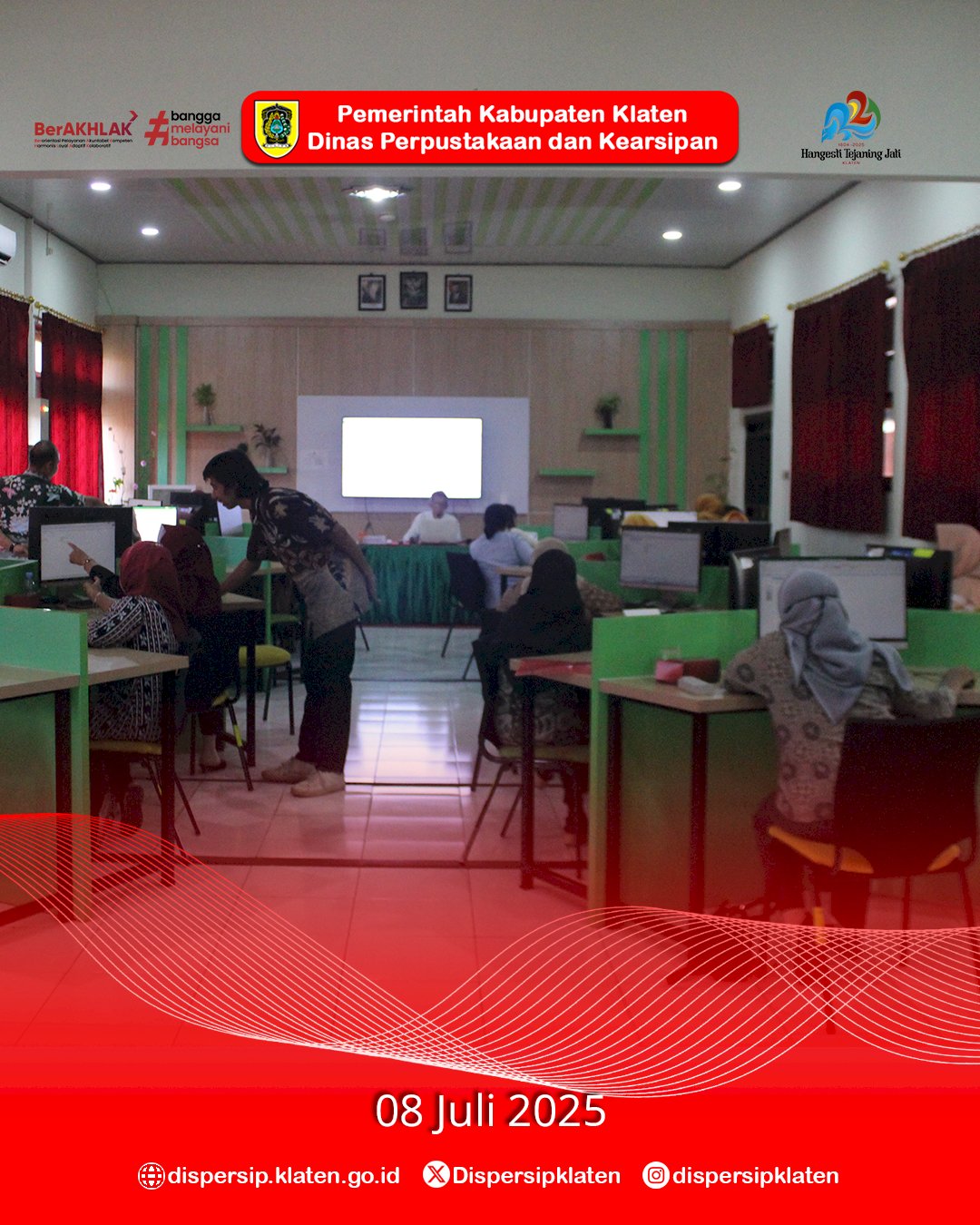 Hari Kedua Inovasi Ulat Kupu: Dispersip Klaten Lanjutkan Pelatihan Komputer Dasar untuk Masyarakat