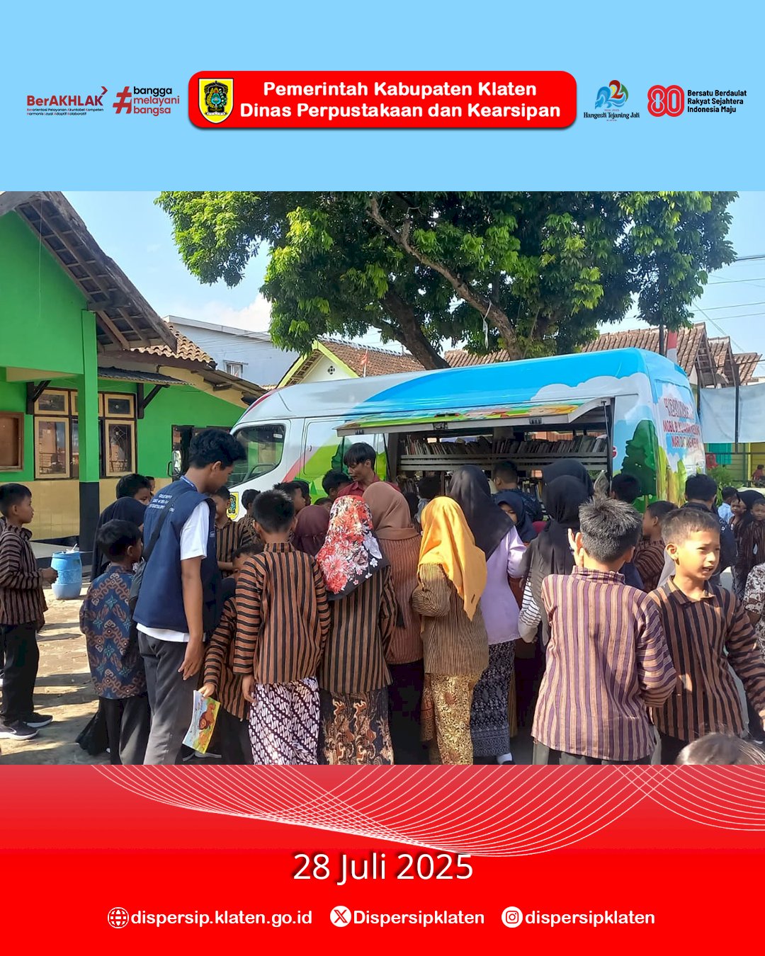 Mbak Marsini Kunjungi SDN 1 Gatak Delanggu, Dukung Literasi Lewat Kolaborasi KKN-T Universitas Diponegoro